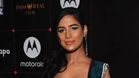 poonam pandet|Poonam Pandey death: Bollywood actor dies after。